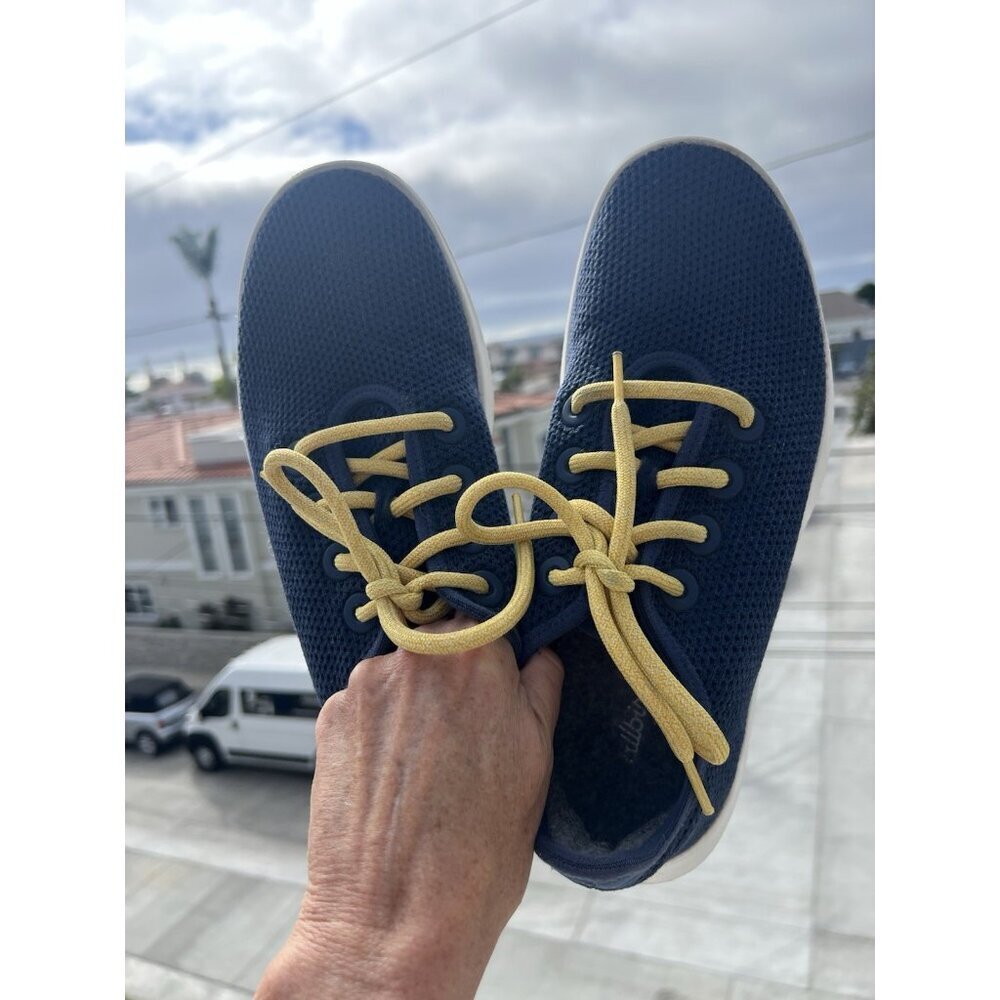 ALLBIRDS navy blue Tree Runner mesh sneaker athleisure Michigan Wolverines 10